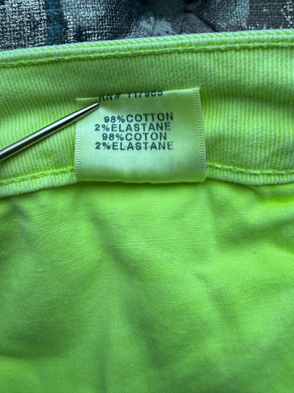 J BRAND SHORTS | Gracie High - Rise |  27 (4) | NWT | Neon / Highlighter Yellow - Picture 5 of 8